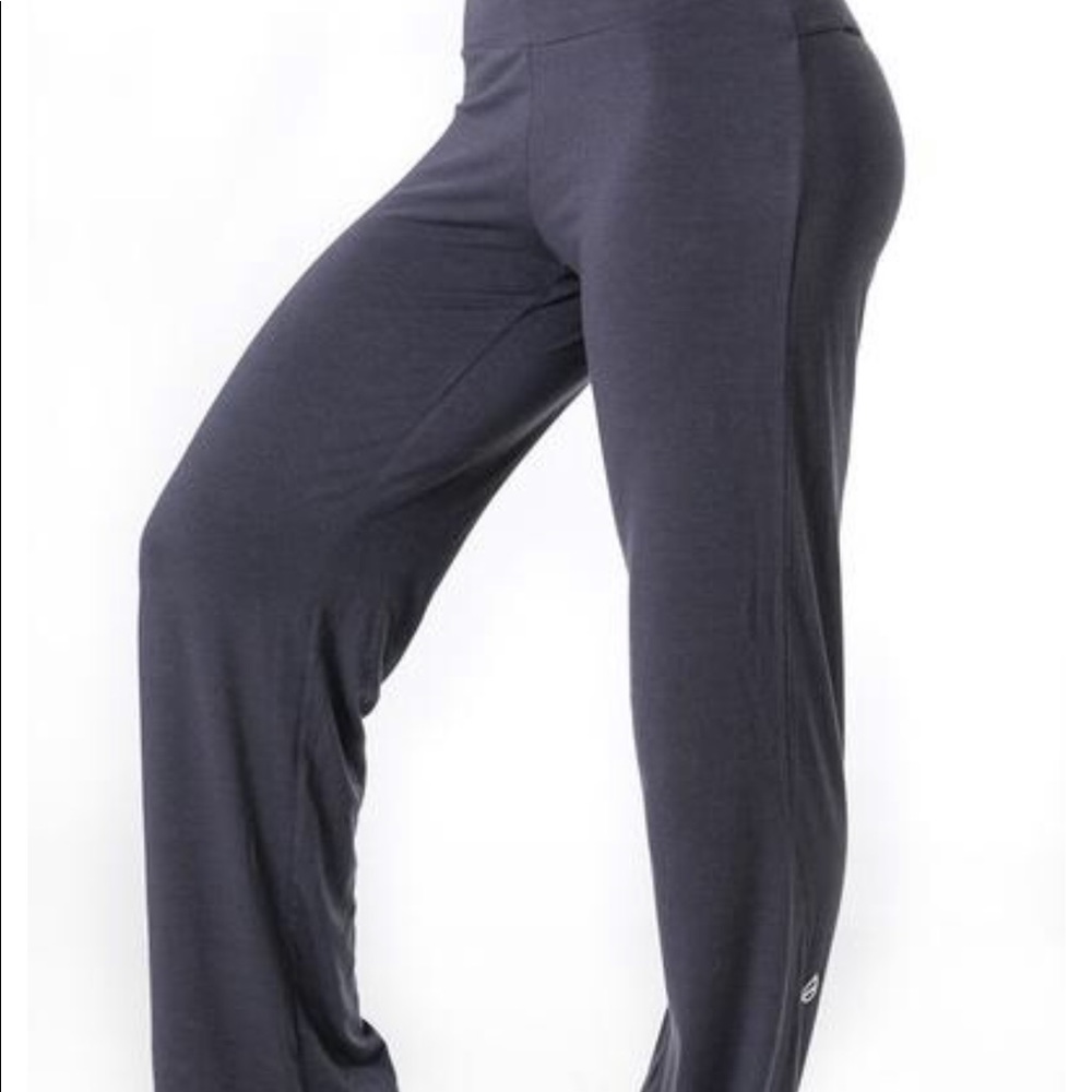 Ptula The Brandi Carefree Loungepant Grey